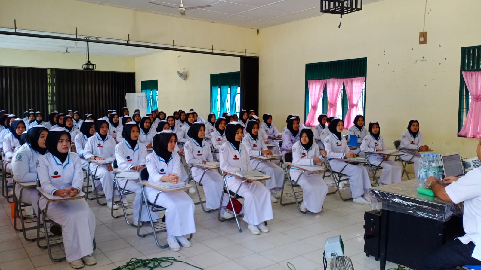 Aktivitas Perkkuliahan di Kampus Akbid Langkat